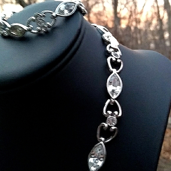 VINTAGE SWAROVSKI White Crystal Link Nklc&Bracelet - Picture 6 of 16